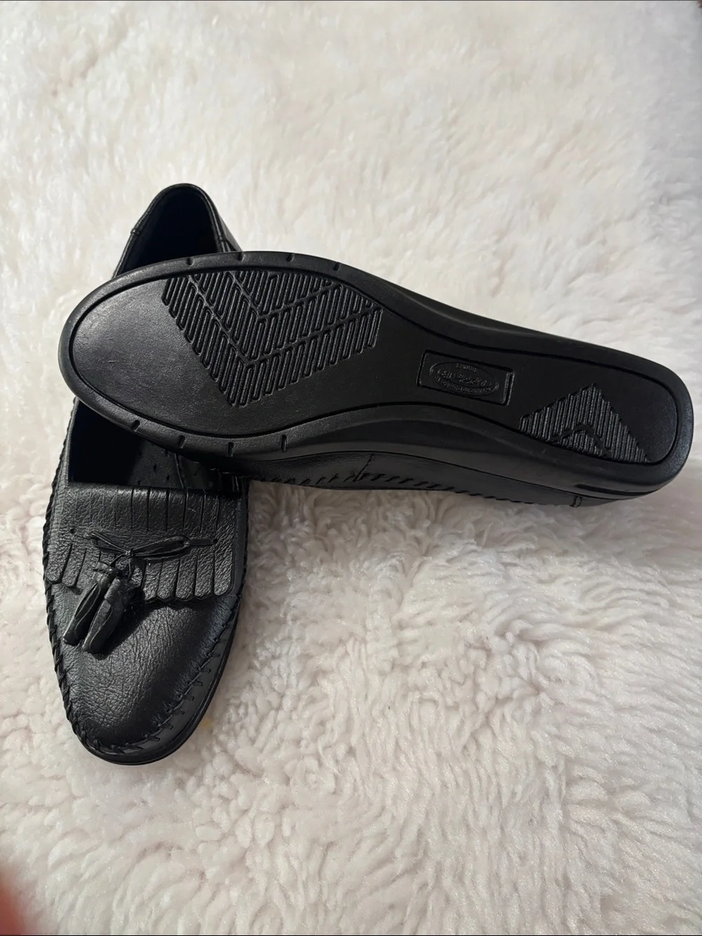 Dr. Scholl's Black Tassel Kiltie Loafers